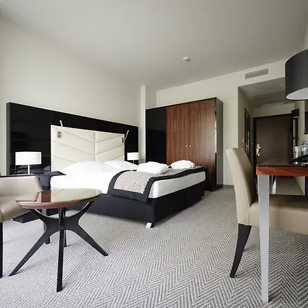 מלון Diune By Zdrojowa 5*