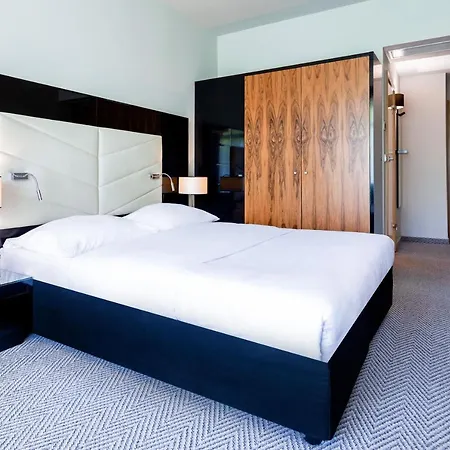 Diune By Zdrojowa מלון 5*