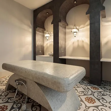 Diune By Zdrojowa מלון 5*